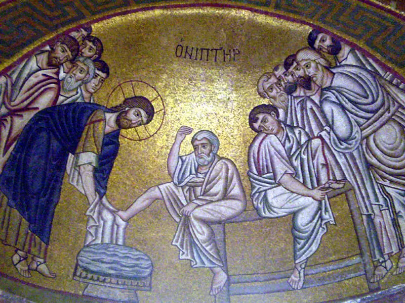 Un esempio di arte bizantina custodita nel monastero di Ossios Loukas in Beozia, Grecia.